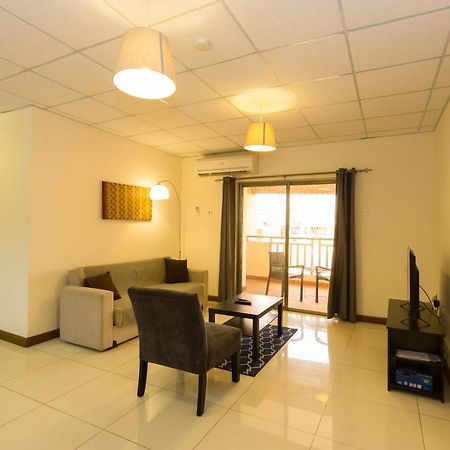 La Casa Baatsona Apts Sakumono Екстер'єр фото