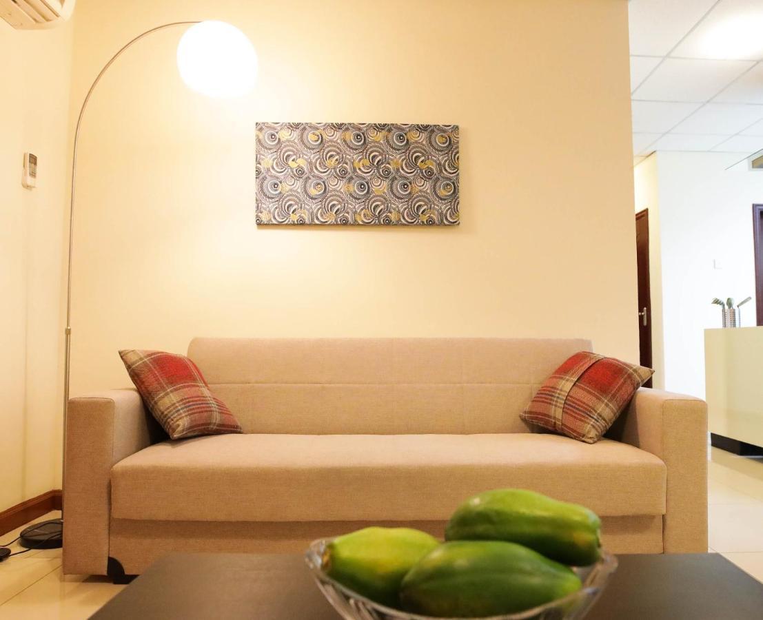 La Casa Baatsona Apts Sakumono Екстер'єр фото