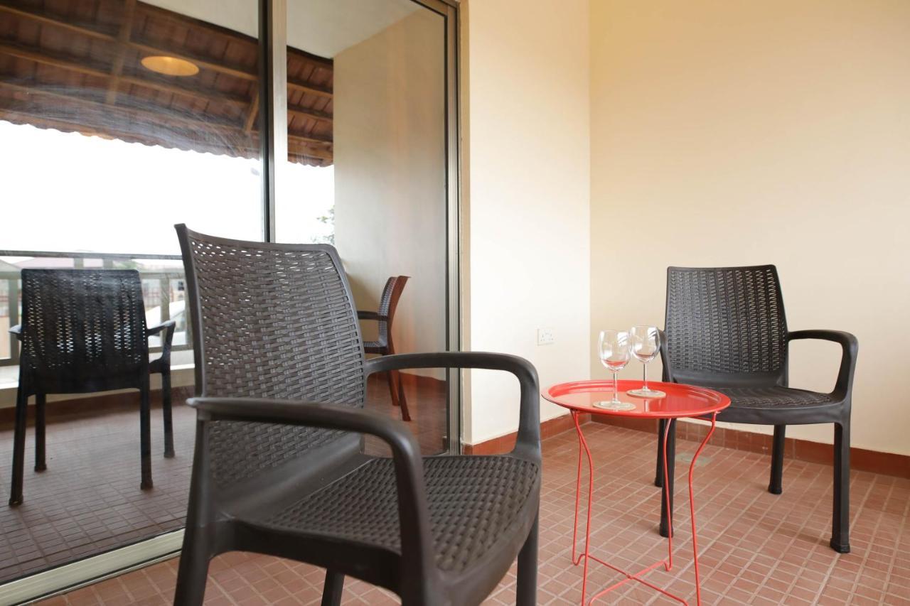 La Casa Baatsona Apts Sakumono Екстер'єр фото