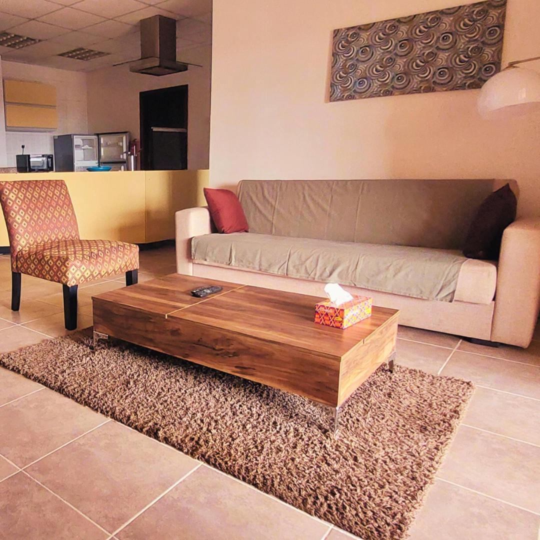 La Casa Baatsona Apts Sakumono Екстер'єр фото