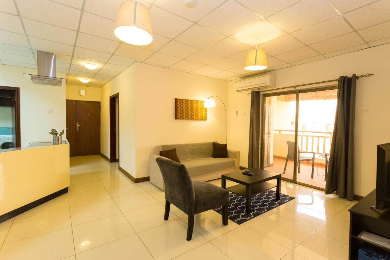 La Casa Baatsona Apts Sakumono Екстер'єр фото