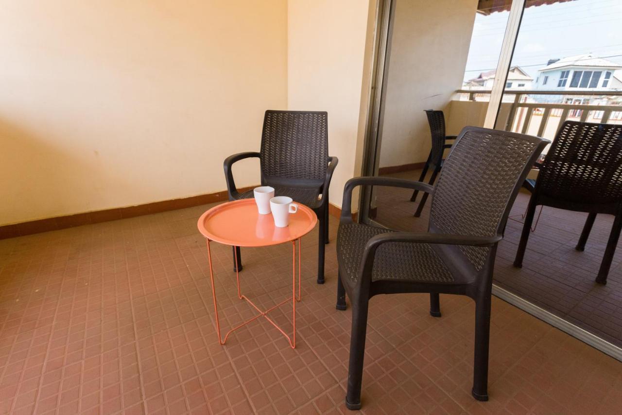 La Casa Baatsona Apts Sakumono Екстер'єр фото