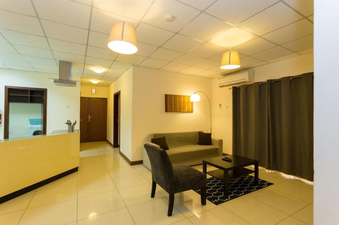 La Casa Baatsona Apts Sakumono Екстер'єр фото